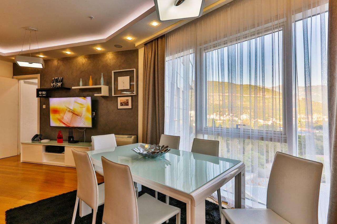Delux And Urban Apartments Hotel Tre Canne Budva Exterior foto